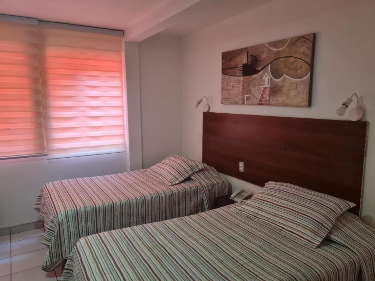 Hotel Plaza Colon Arica Extérieur photo