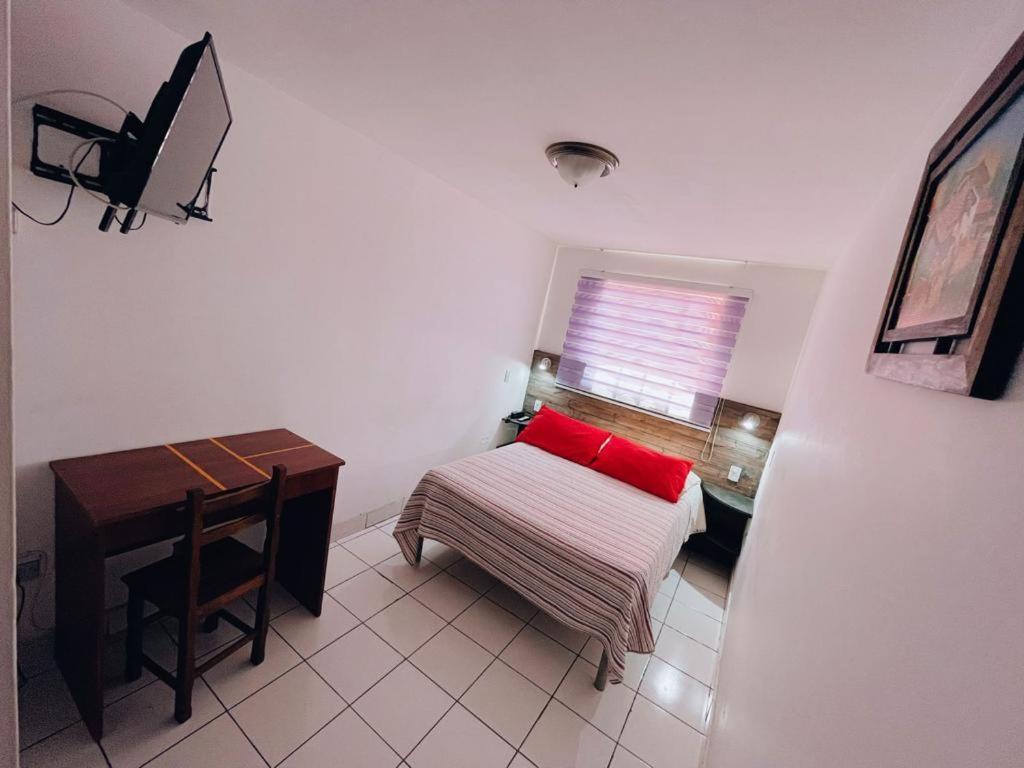 Hotel Plaza Colon Arica Extérieur photo