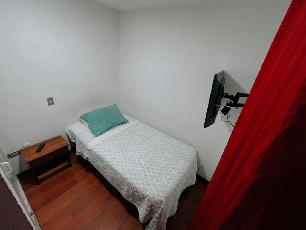 Hotel Plaza Colon Arica Extérieur photo