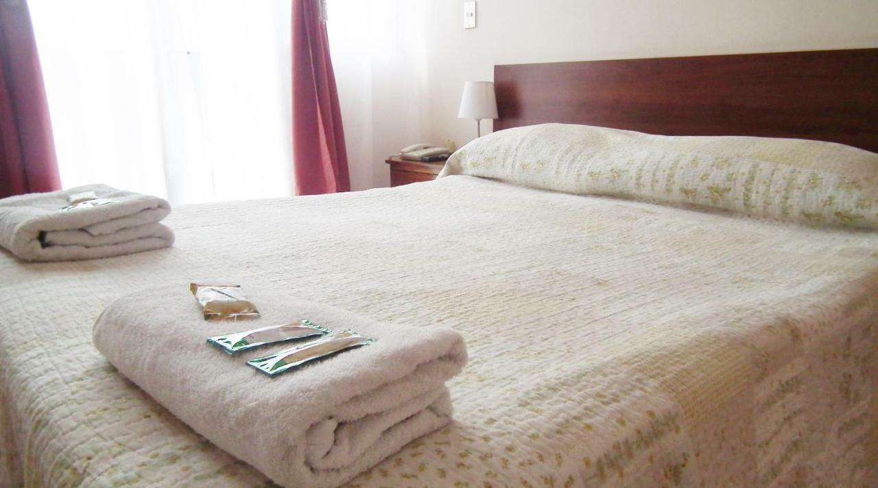 Hotel Plaza Colon Arica Extérieur photo